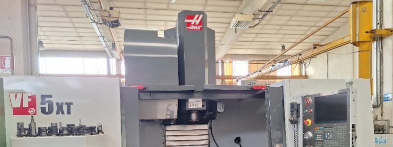 CENTRO VERTICALE HAAS VF-5 40XT usato