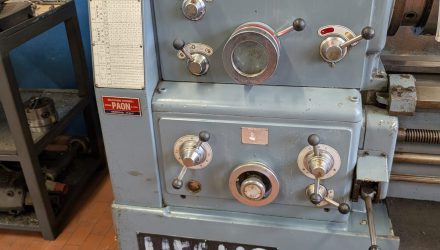 Tornio parallelo CMT mod. URSUS 250 x 2000 usato